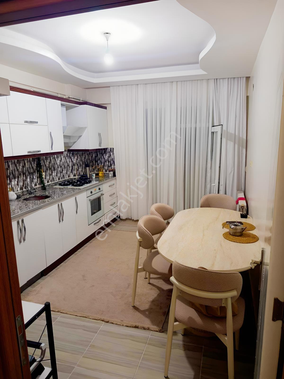 Bağcılar Millet Bahçesi Karşısı Satılık 3+1 Daire — fotoğraf 4