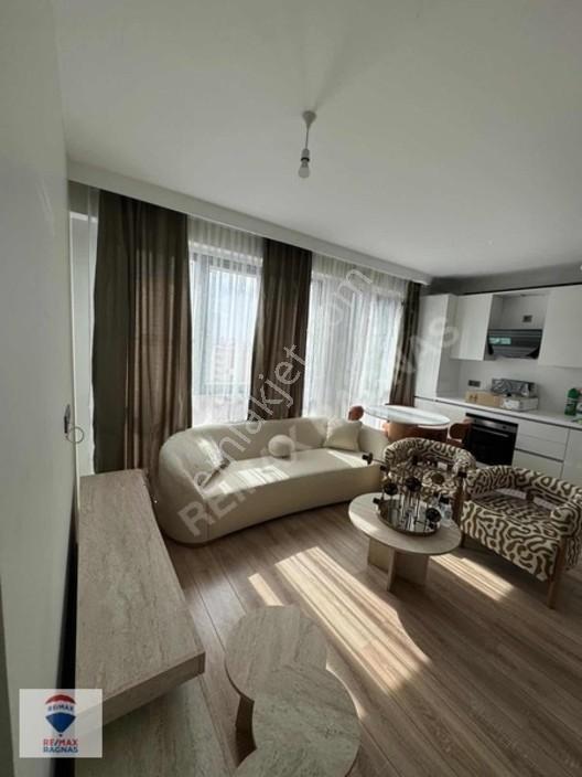 Şerifali Finans Merkezinde Satılık 1+1 Daire — fotoğraf 6