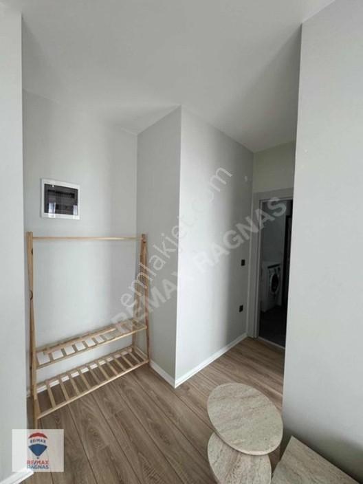 Şerifali Finans Merkezinde Satılık 1+1 Daire — fotoğraf 11
