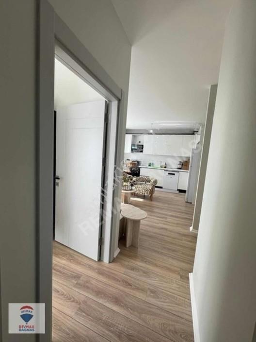 Şerifali Finans Merkezinde Satılık 1+1 Daire — fotoğraf 14