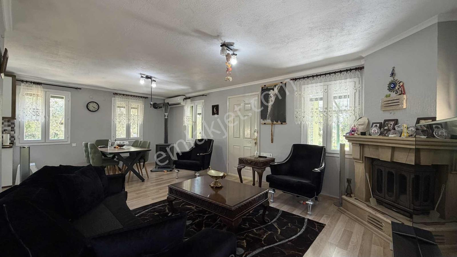 Kemalpaşa Yiğitler 3dönüm İçersinde 3katlı Ev+müştemilat — fotoğraf 14