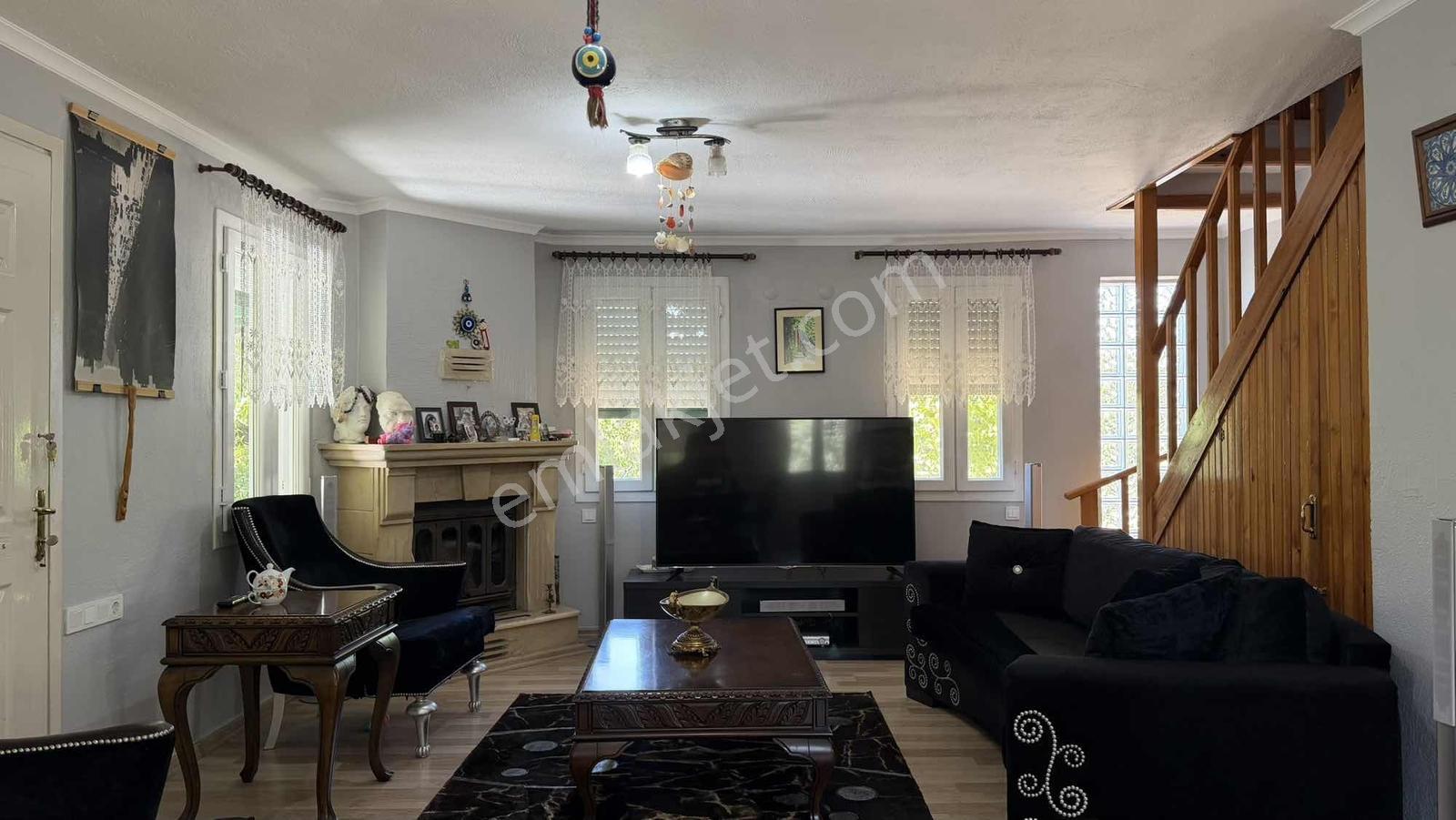 Kemalpaşa Yiğitler 3dönüm İçersinde 3katlı Ev+müştemilat — fotoğraf 16