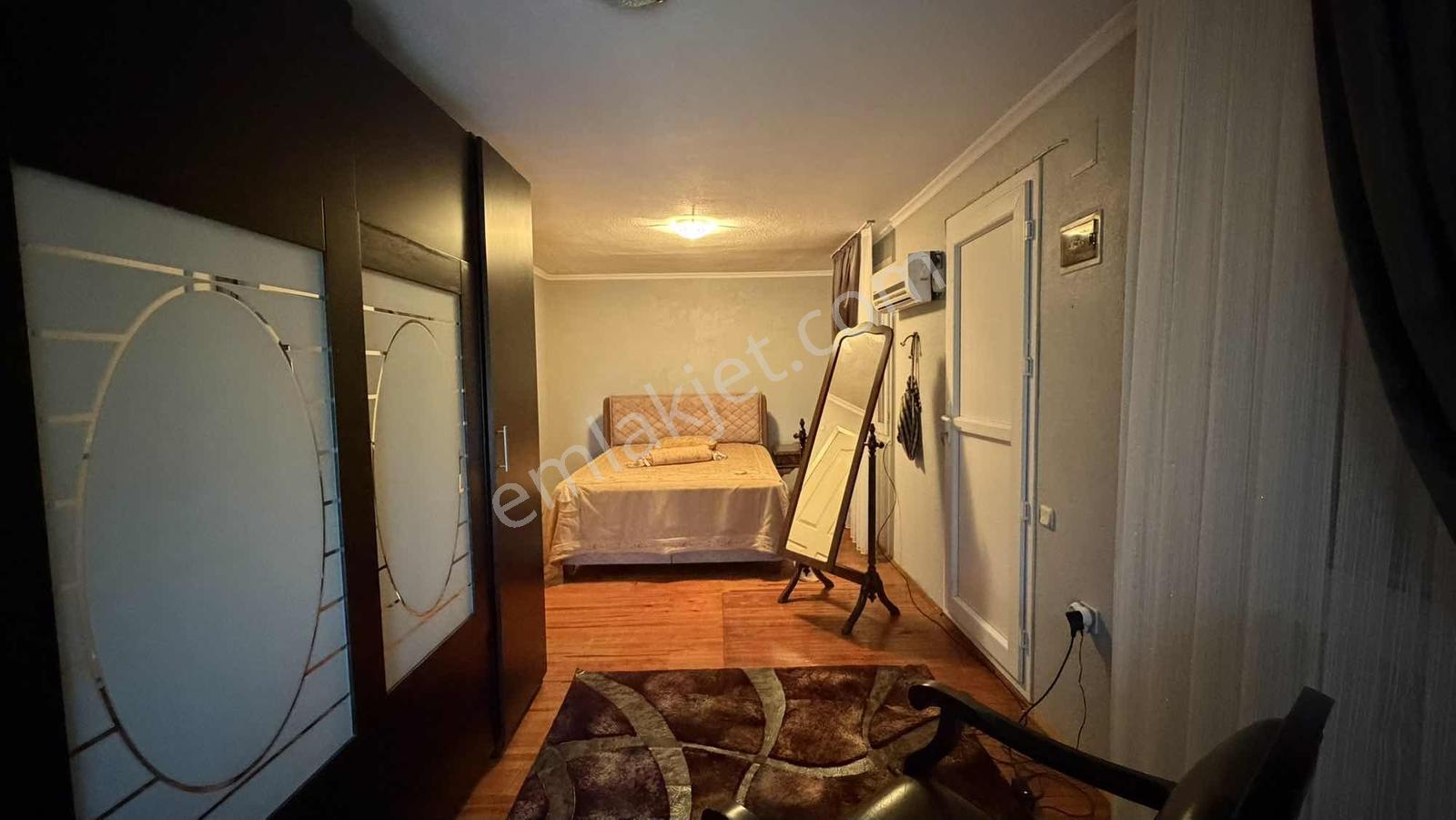 Kemalpaşa Yiğitler 3dönüm İçersinde 3katlı Ev+müştemilat — fotoğraf 27