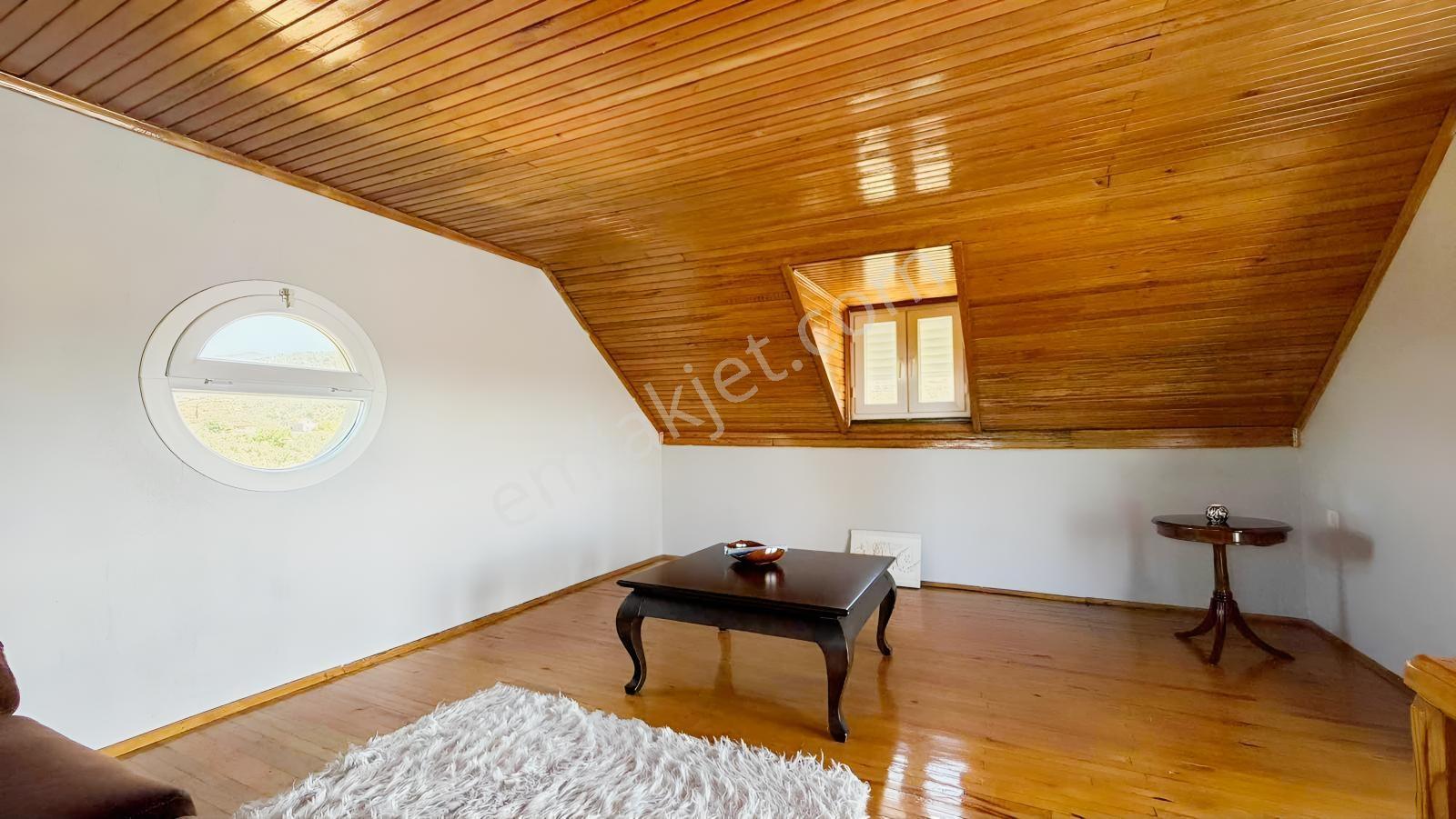 Kemalpaşa Yiğitler 3dönüm İçersinde 3katlı Ev+müştemilat — fotoğraf 30