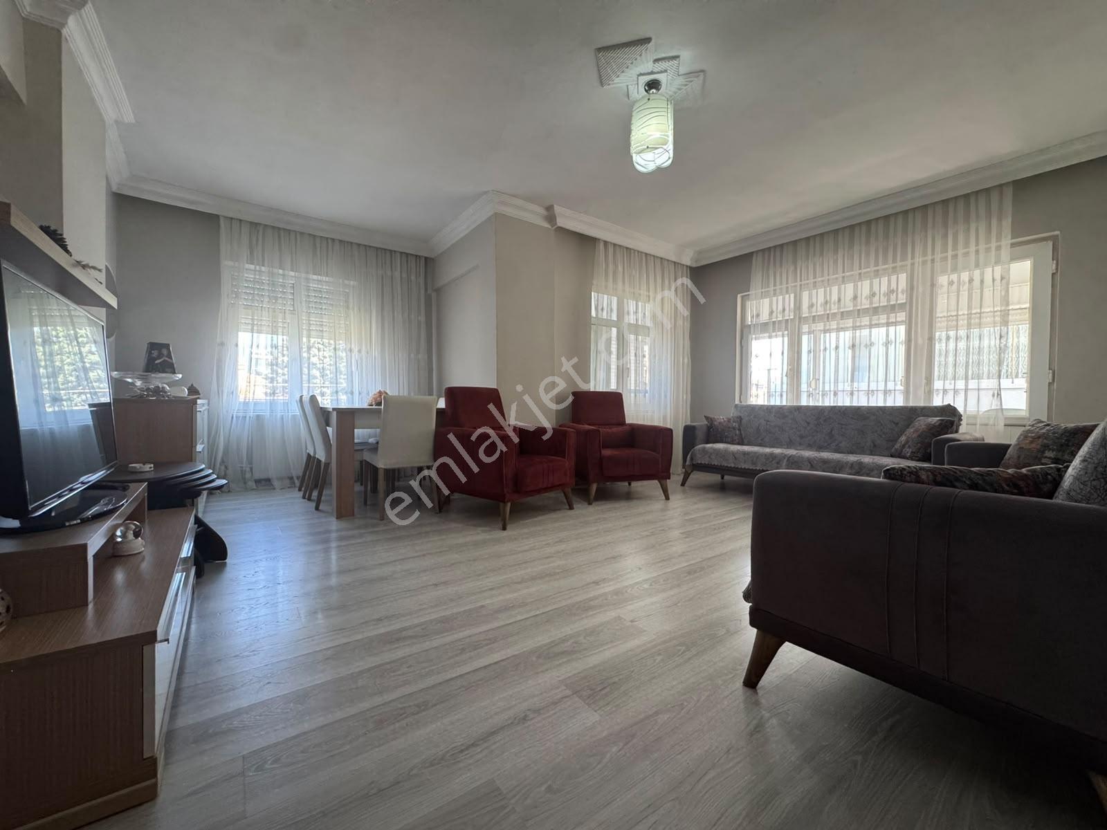 Sadece Kumsaldan Yüksek Kredili Fırsat Fiyatlı_3+1_geniş Daire!! — fotoğraf 10