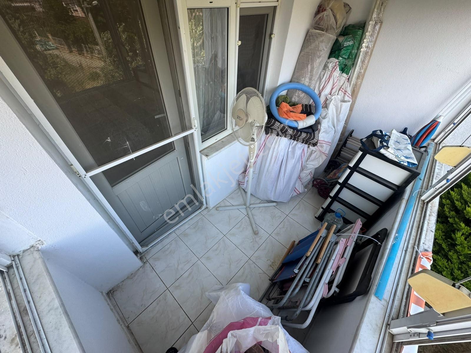 Sadece Kumsaldan Yüksek Kredili Fırsat Fiyatlı_3+1_geniş Daire!! — fotoğraf 23