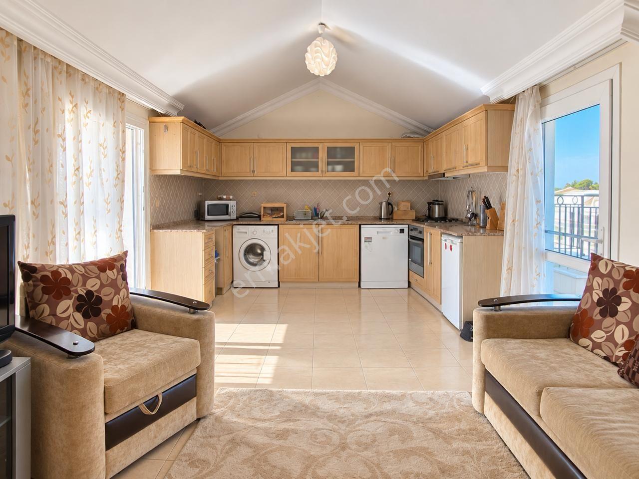 Didim'de Havuzlu Sitede Satılık 3+1 Eşyalı Dubleks Daire — fotoğraf 20