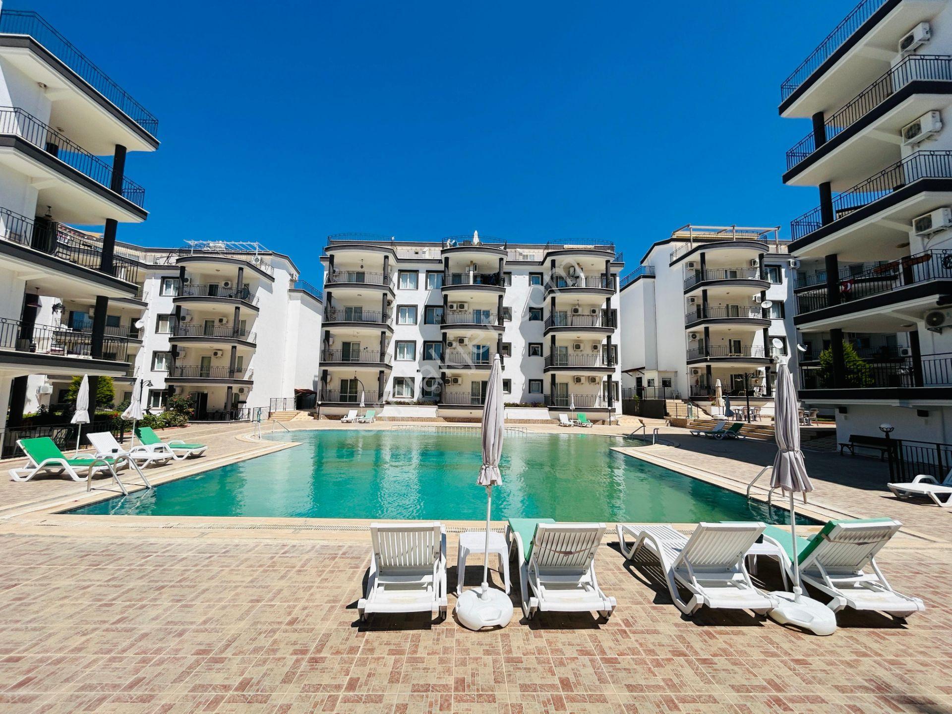 Didim'de Havuzlu Sitede Satılık 3+1 Eşyalı Dubleks Daire — fotoğraf 27