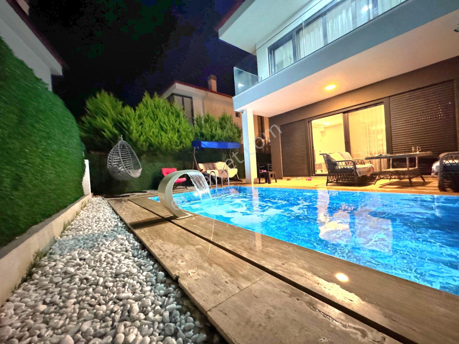 Davutlarda Özel Havuzlu Tek Müstakil Ful Eşyalı Bahçeli Villa — fotoğraf 8