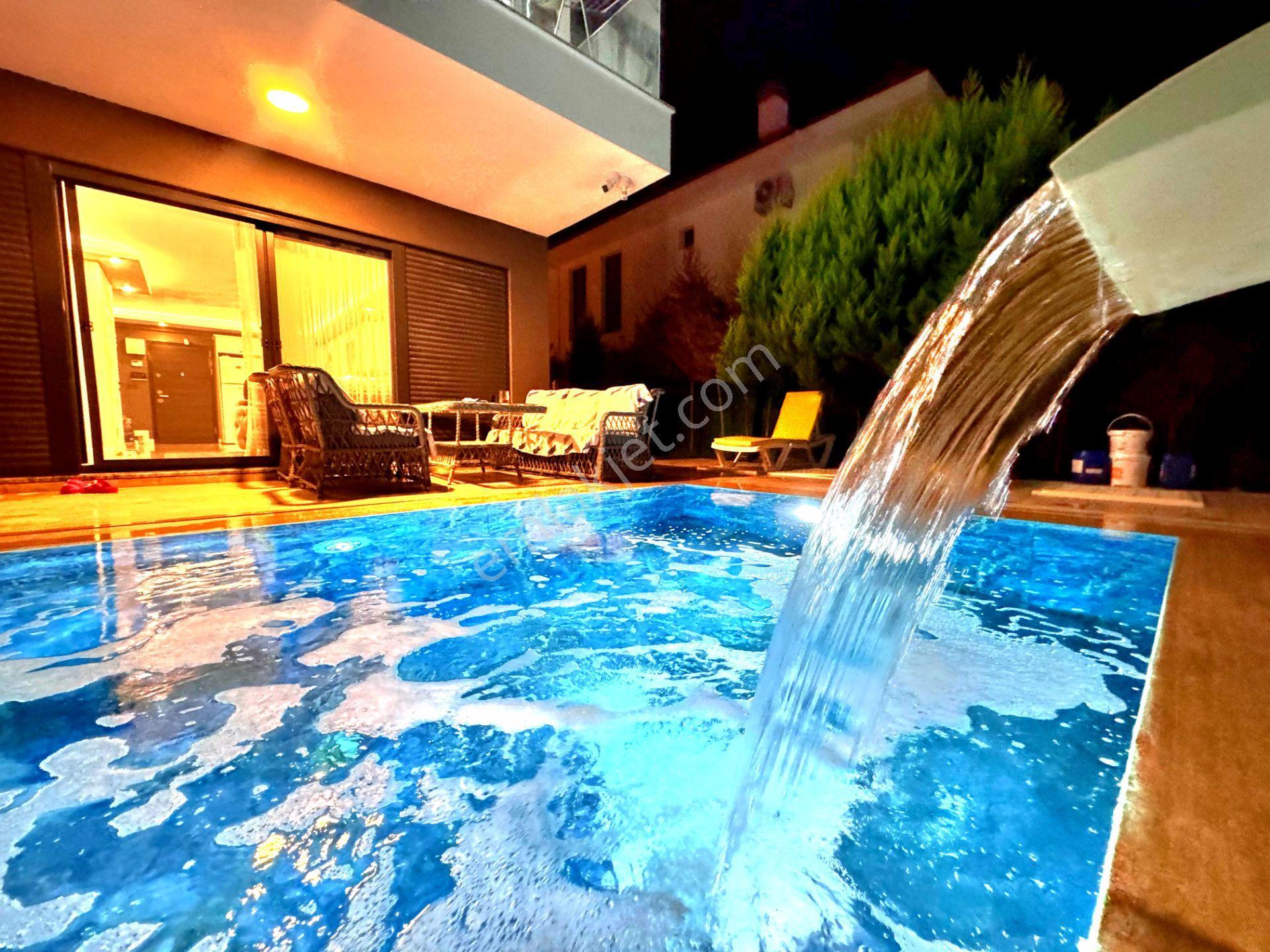 Davutlarda Özel Havuzlu Tek Müstakil Ful Eşyalı Bahçeli Villa — fotoğraf 9