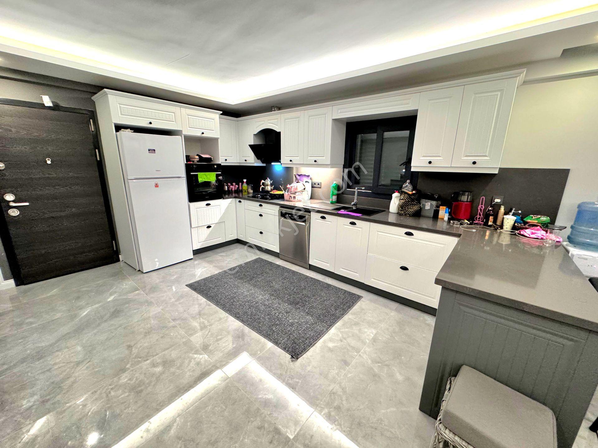 Davutlarda Özel Havuzlu Tek Müstakil Ful Eşyalı Bahçeli Villa — fotoğraf 17
