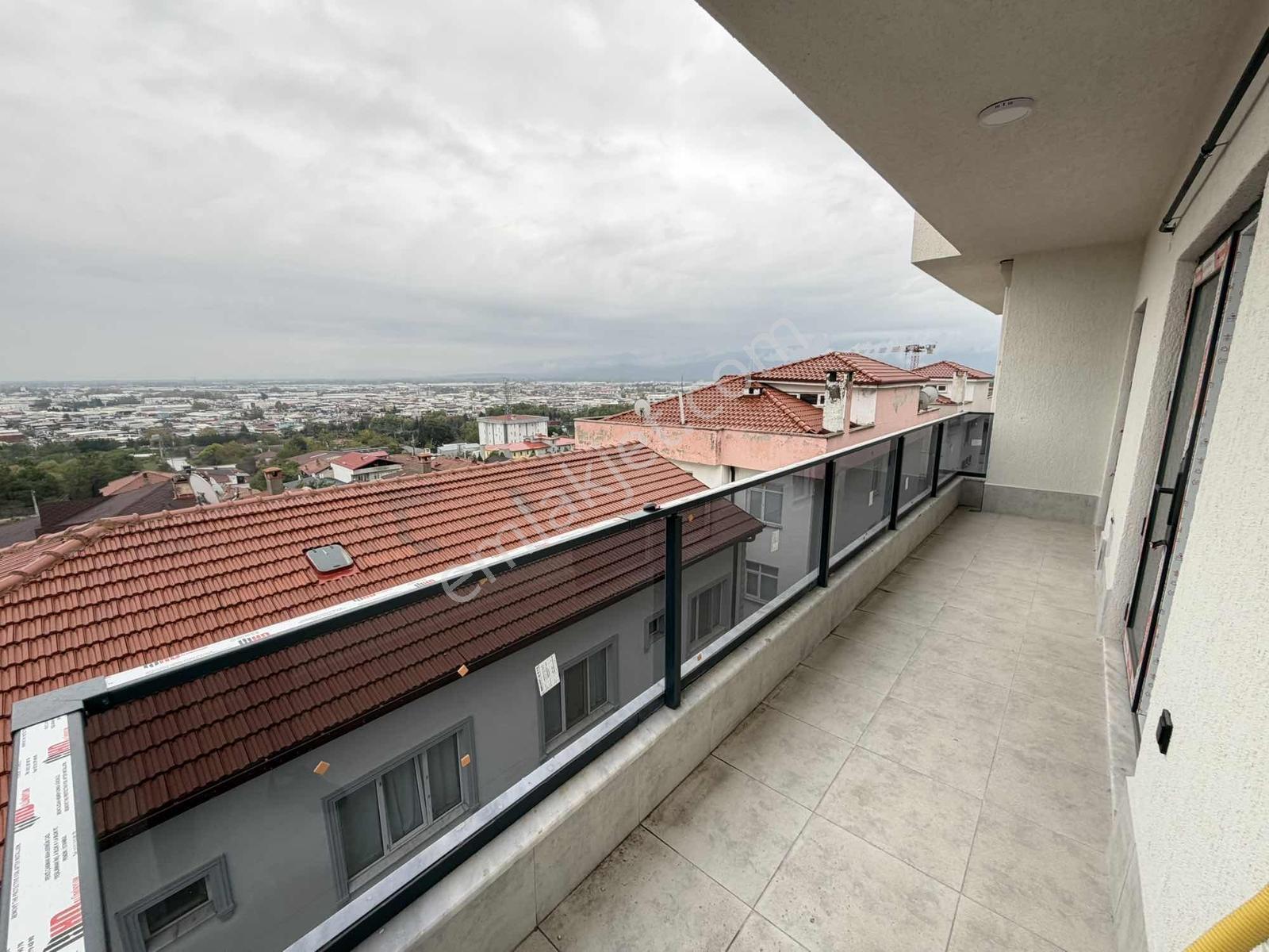 Toprak Gruptan Site İçi Sıfır 2+1 İskanlı Kapalı Otoparklı — fotoğraf 20