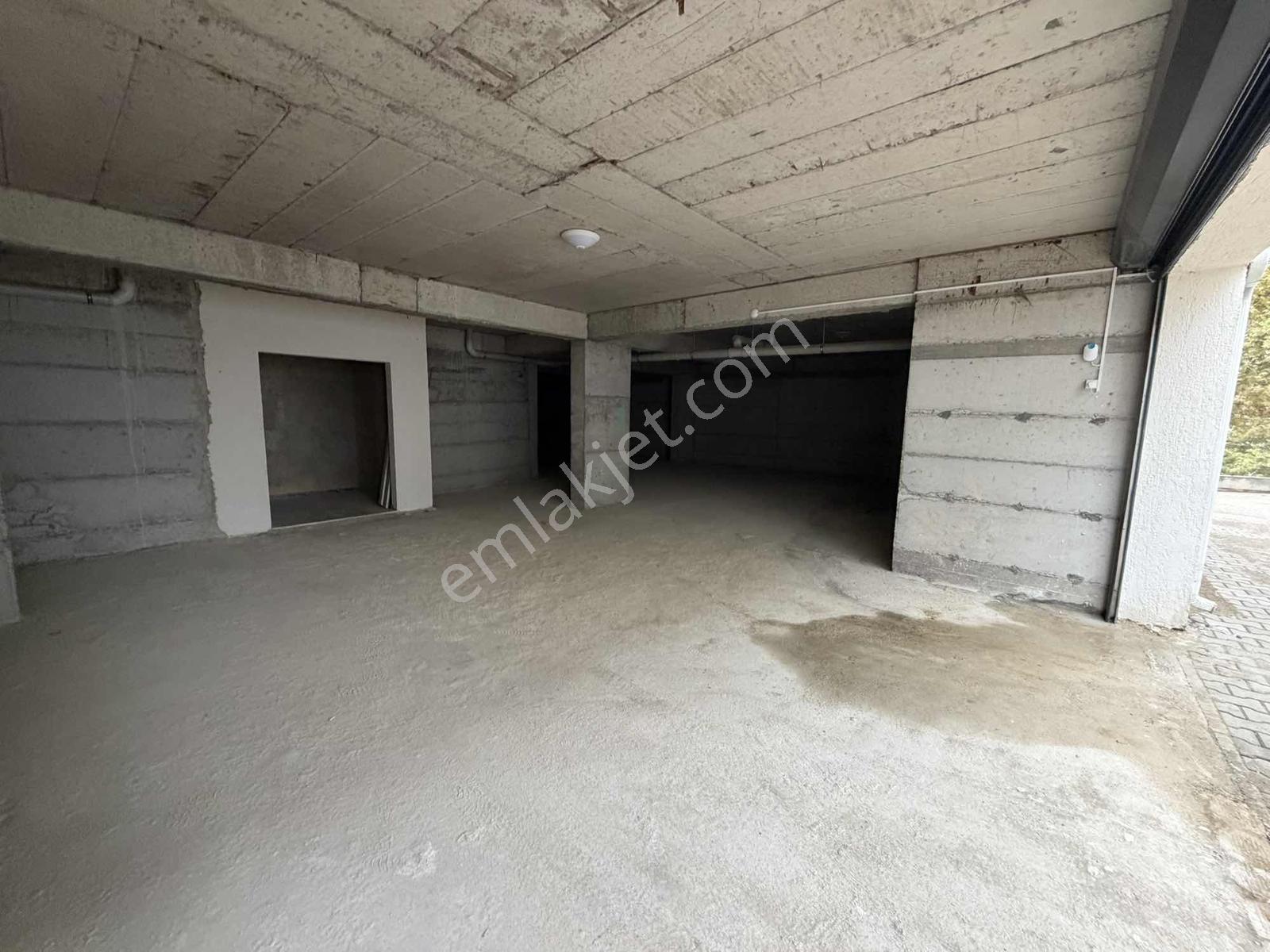 Toprak Gruptan Site İçi Sıfır 2+1 İskanlı Kapalı Otoparklı — fotoğraf 29
