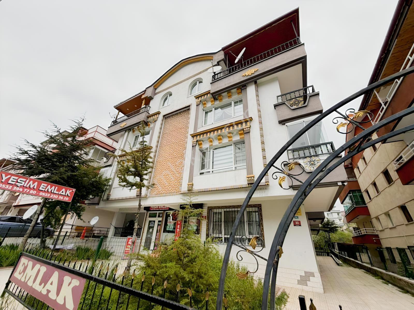 Otobüs Güzergahı Üzerinde Cadde Üzeri Giriş Kat 3+1 Daire