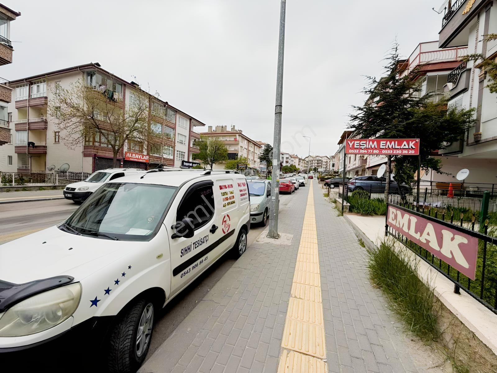 Otobüs Güzergahı Üzerinde Cadde Üzeri Giriş Kat 3+1 Daire — fotoğraf 4