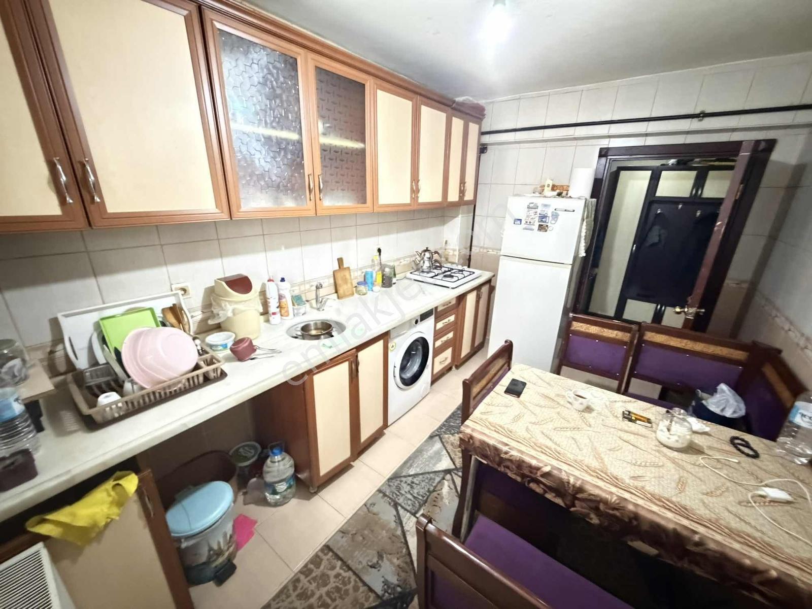 Otobüs Güzergahı Üzerinde Cadde Üzeri Giriş Kat 3+1 Daire — fotoğraf 8