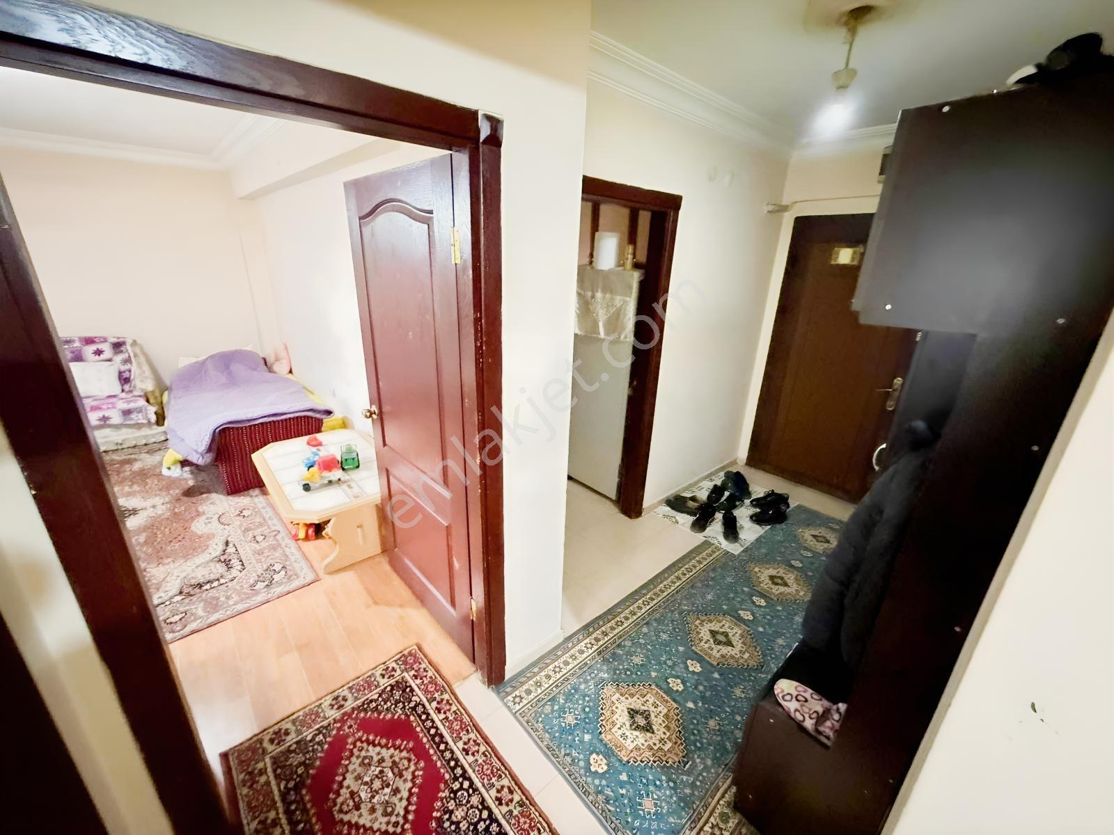 Otobüs Güzergahı Üzerinde Cadde Üzeri Giriş Kat 3+1 Daire — fotoğraf 14