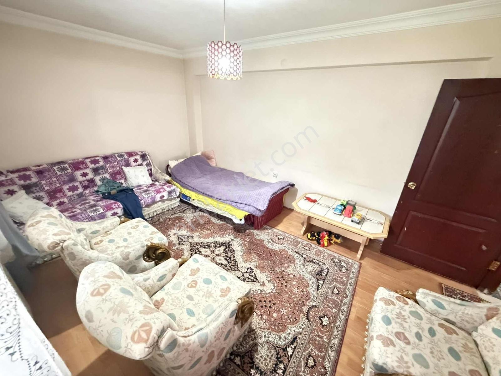 Otobüs Güzergahı Üzerinde Cadde Üzeri Giriş Kat 3+1 Daire — fotoğraf 17