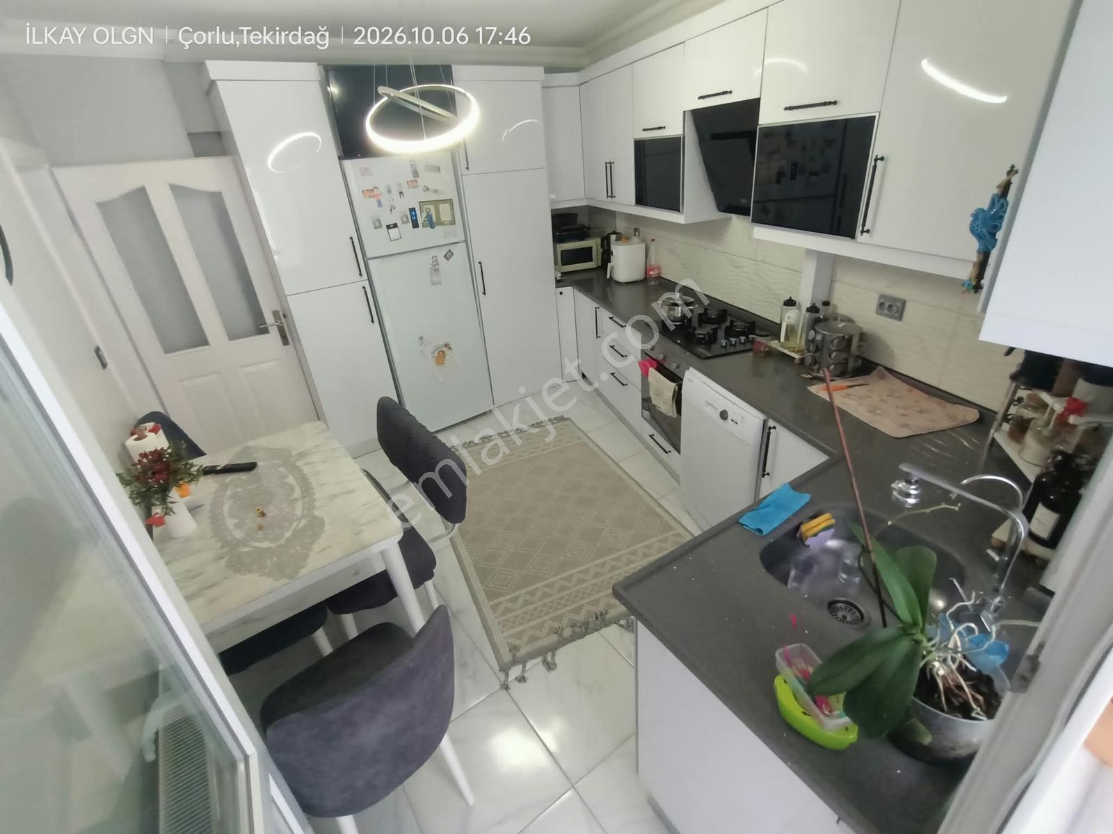 Brothersdan Şeyhsinan Mah.125M2 Arakat2+1Masrafsız Satılık Daire