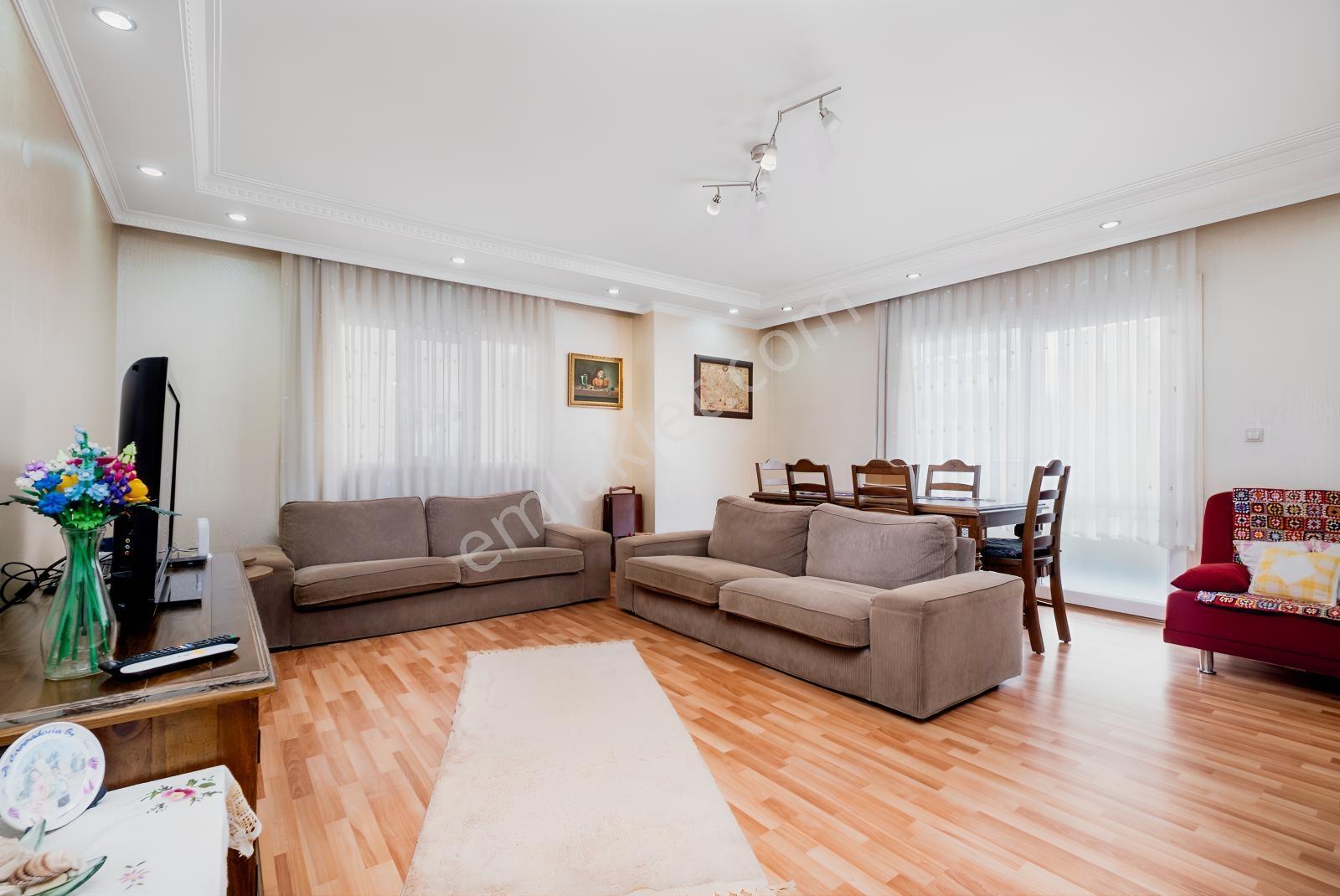 Remax Area Dan Altınşehir Merkezi Konumda Satılık 3+1 Daire — fotoğraf 3