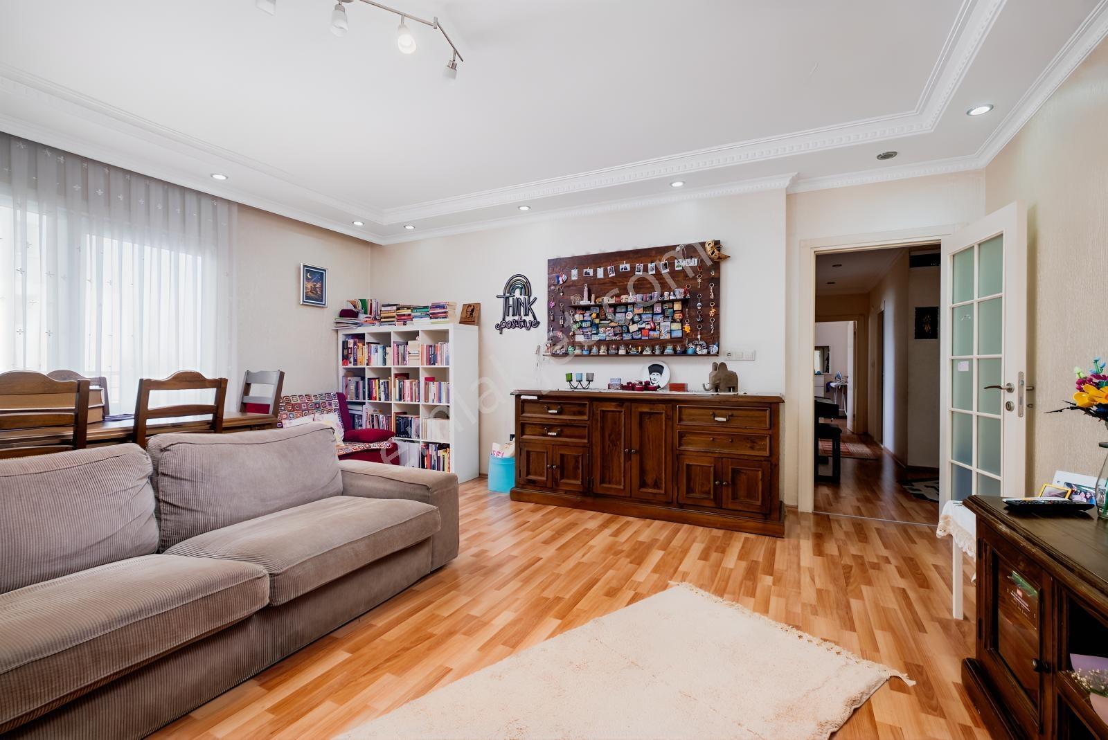 Remax Area Dan Altınşehir Merkezi Konumda Satılık 3+1 Daire — fotoğraf 4