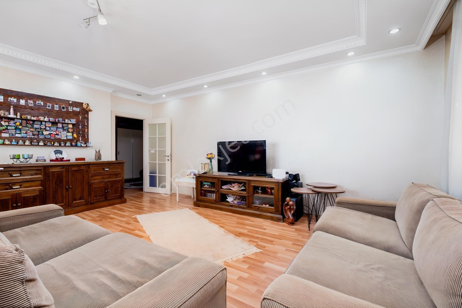 Remax Area Dan Altınşehir Merkezi Konumda Satılık 3+1 Daire — fotoğraf 5