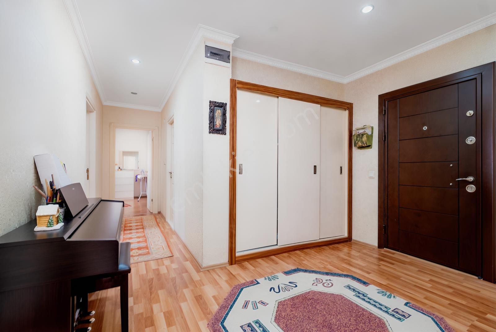 Remax Area Dan Altınşehir Merkezi Konumda Satılık 3+1 Daire — fotoğraf 9