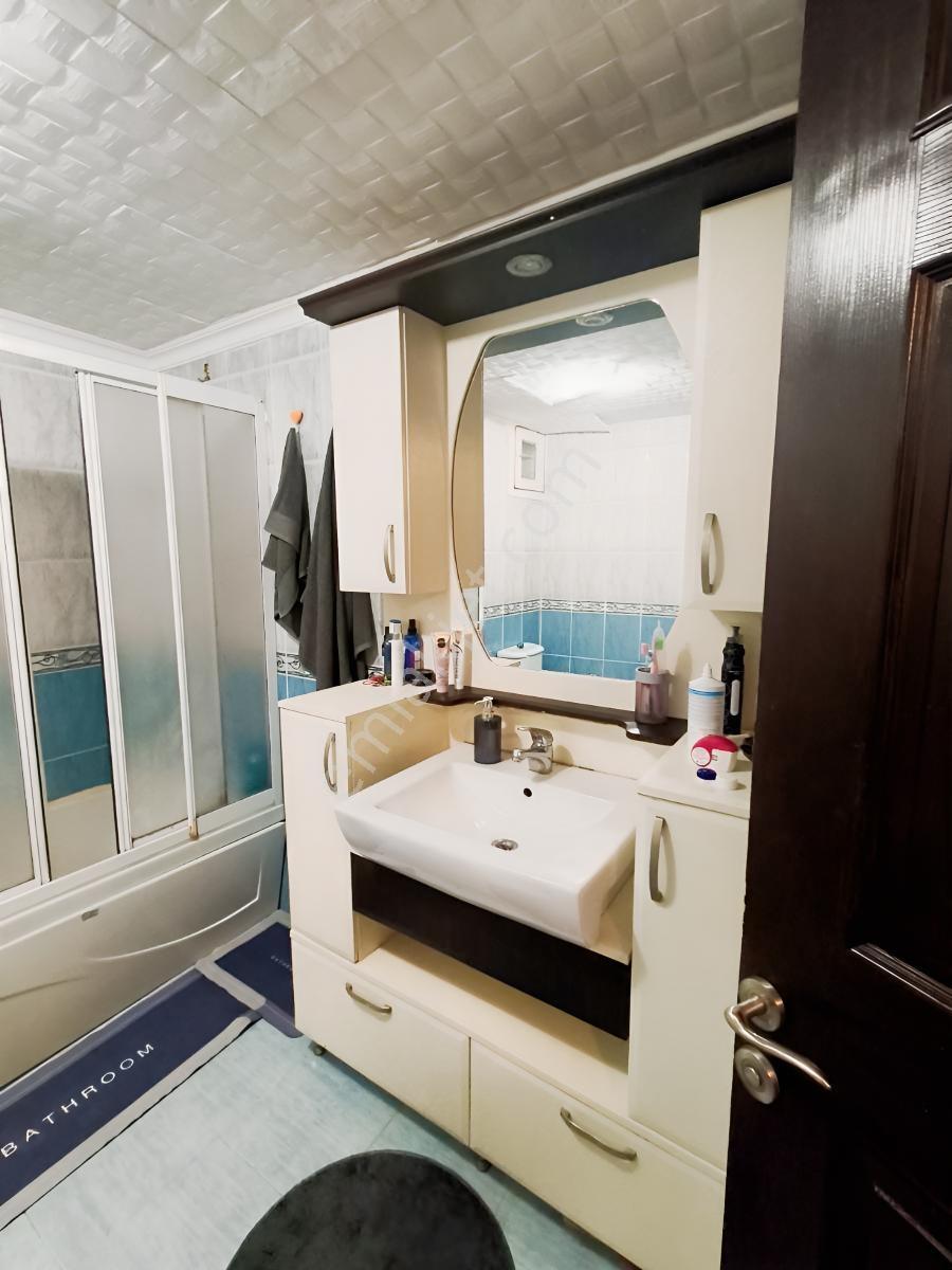 Cumhuriyet Mah Sitede 3+1 145 M2 4.kat Ç.balkon Kombi A.otopark — fotoğraf 12