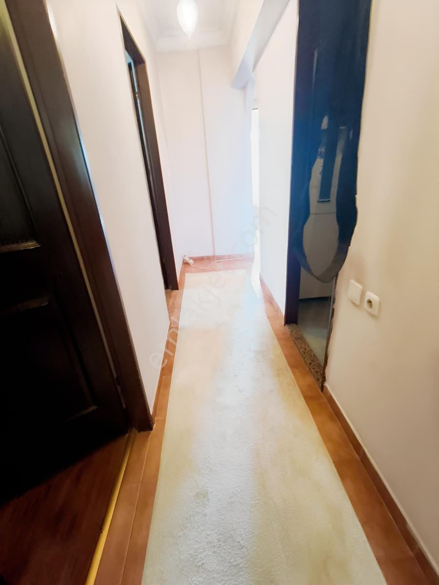 Cumhuriyet Mah Sitede 3+1 145 M2 4.kat Ç.balkon Kombi A.otopark — fotoğraf 14