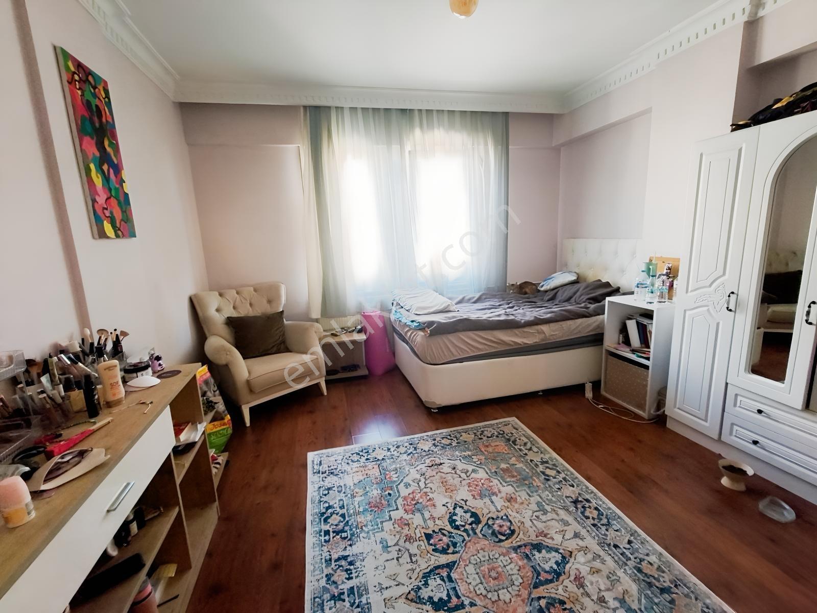 Cumhuriyet Mah Sitede 3+1 145 M2 4.kat Ç.balkon Kombi A.otopark — fotoğraf 17
