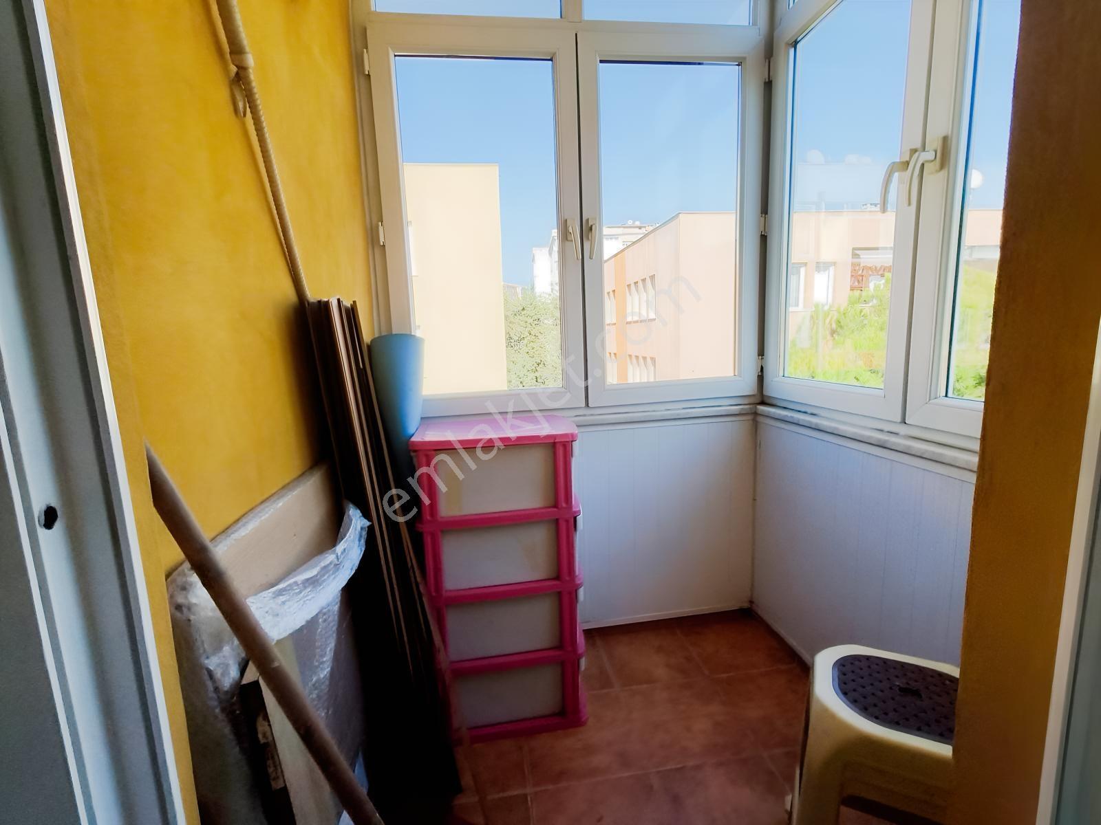 Cumhuriyet Mah Sitede 3+1 145 M2 4.kat Ç.balkon Kombi A.otopark — fotoğraf 19
