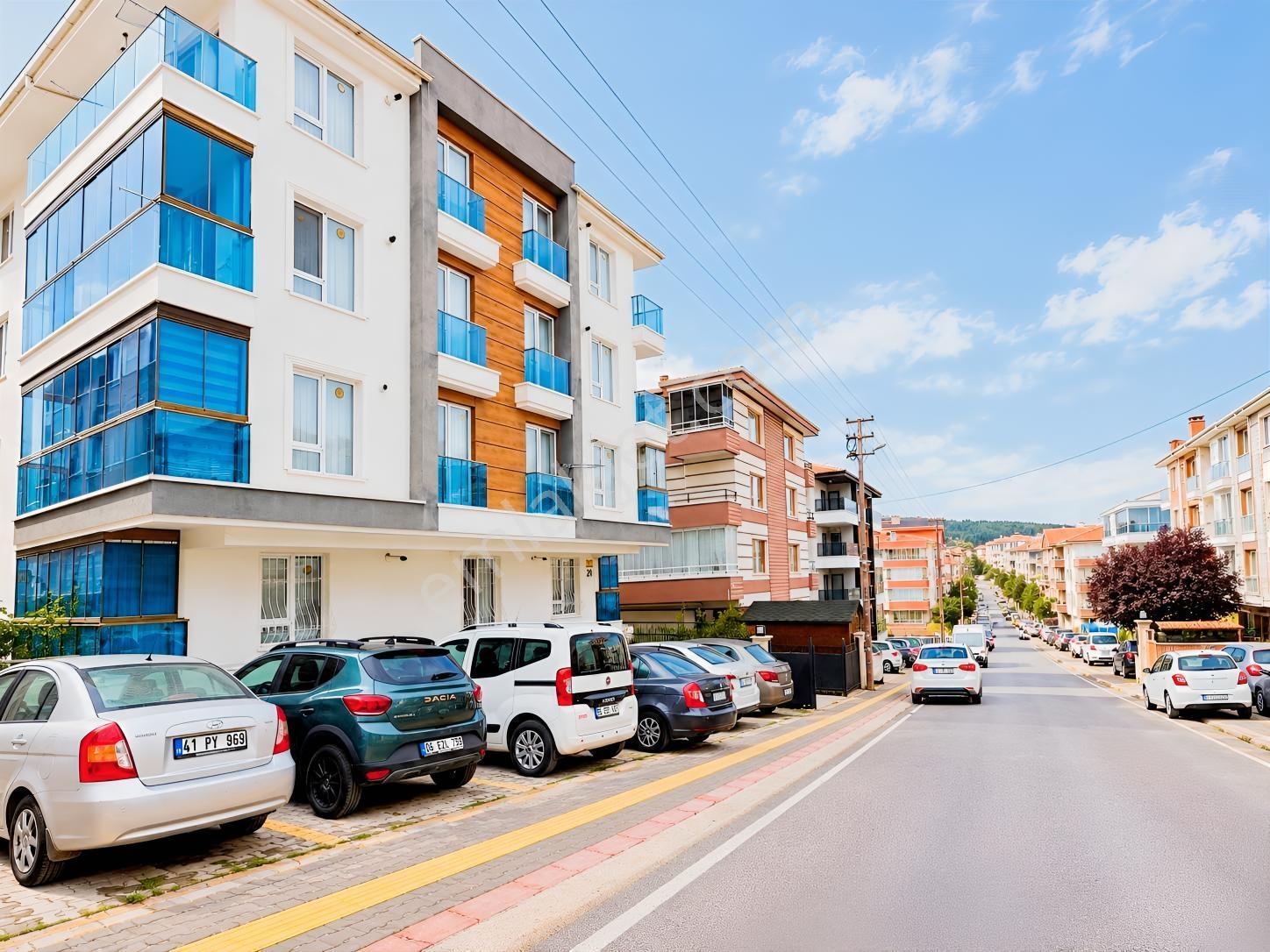Sm Emlak'tan Karapürçek Mah Güney Batı Fırsat 2+1 Satılık Daire — fotoğraf 19