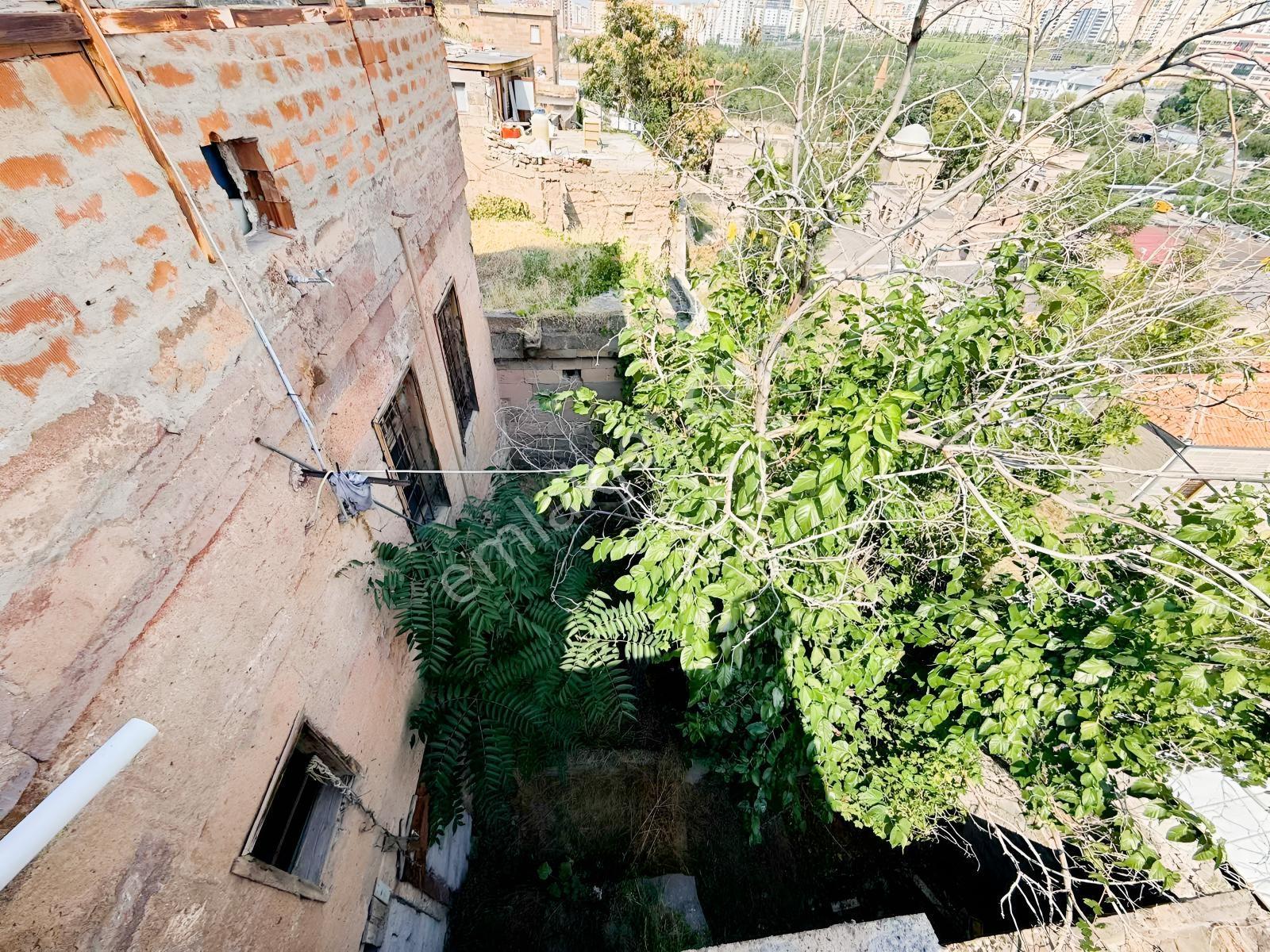 Talas Osmanlı Sokağında Tarihi 230 M² Satılık Mülk — fotoğraf 5