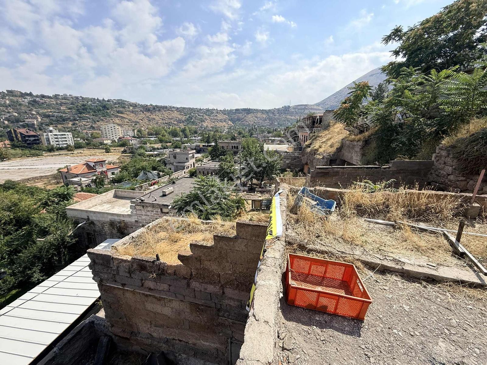 Talas Osmanlı Sokağında Tarihi 230 M² Satılık Mülk — fotoğraf 7