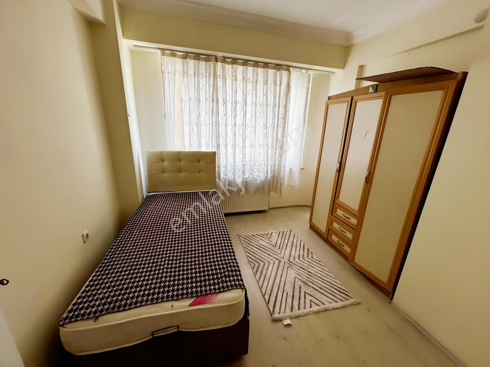 Menderes Caddesi Yakını 1+1 — fotoğraf 3