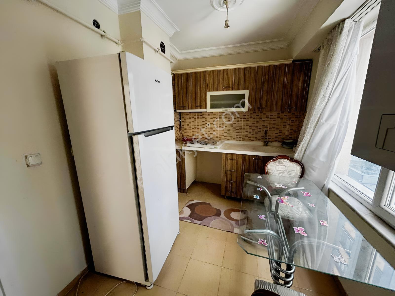 Menderes Caddesi Yakını 1+1 — fotoğraf 5