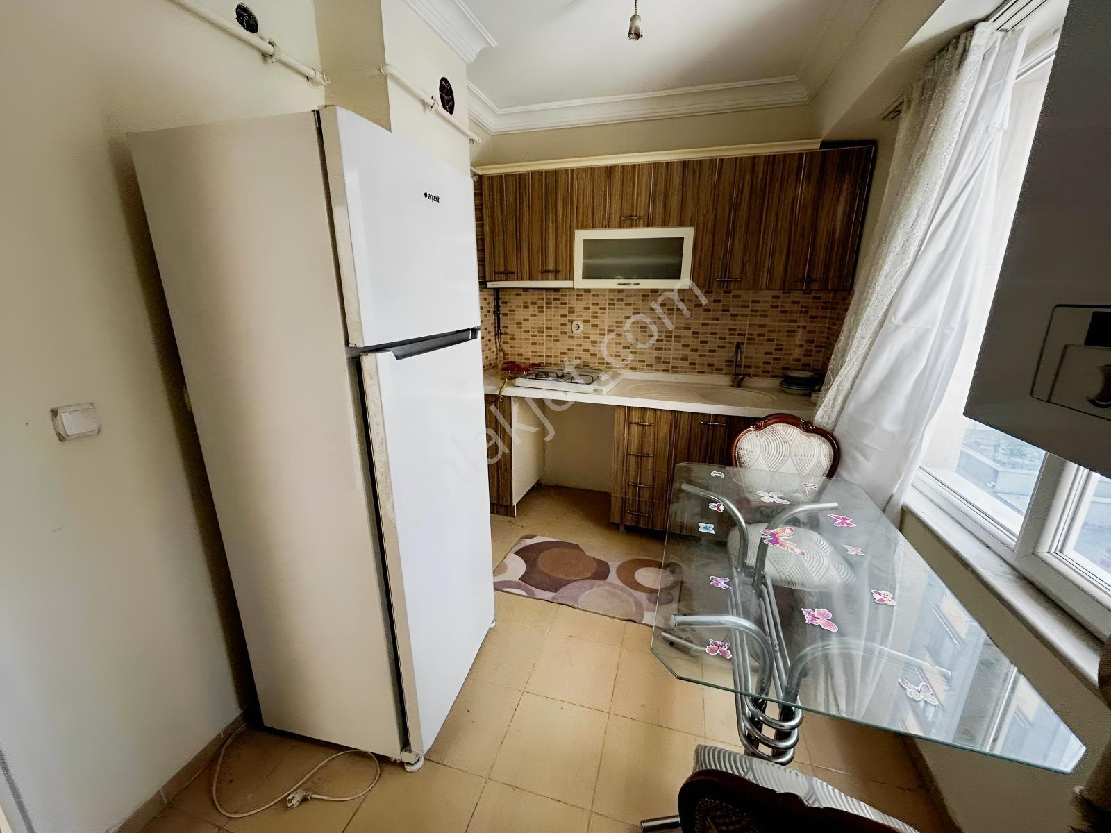 Menderes Caddesi Yakını 1+1 — fotoğraf 6