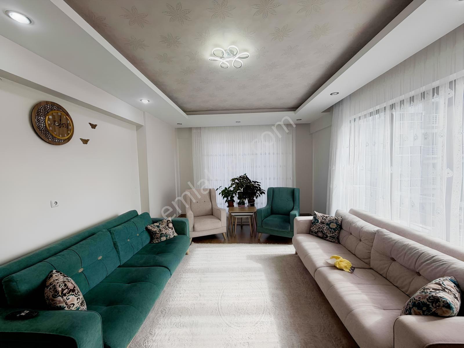 Yusuf Karadağlıdan Yakıncada Az Hsrlı Acil Satılık 3+1 Daire