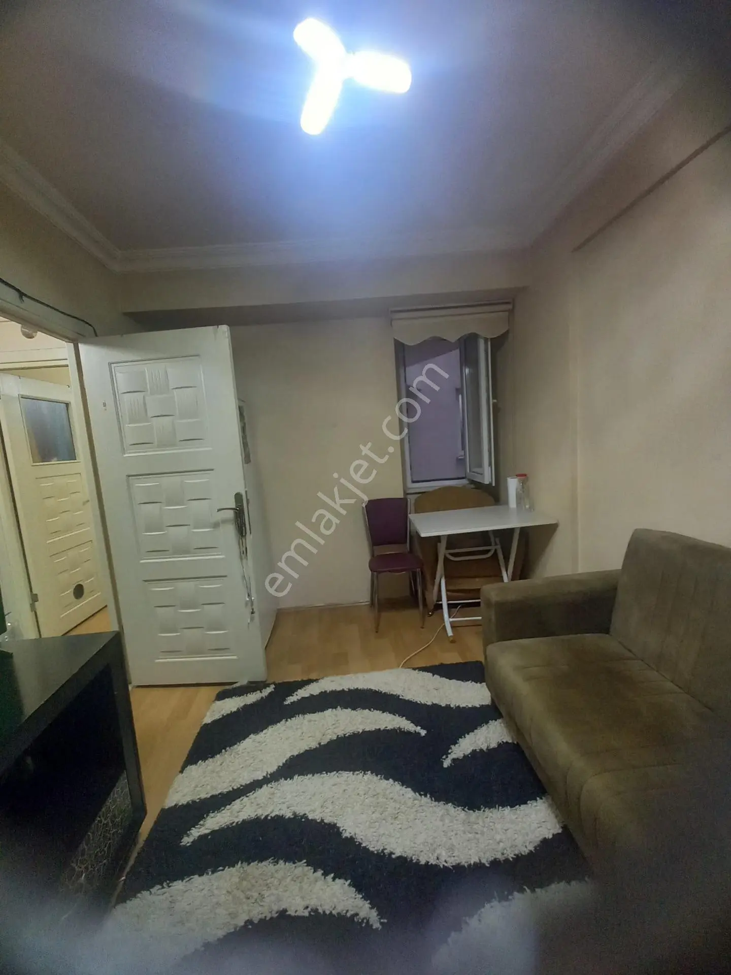Tepebaşı Şirintepe'de Satılık Eşyalı 1+1 Daire — fotoğraf 9