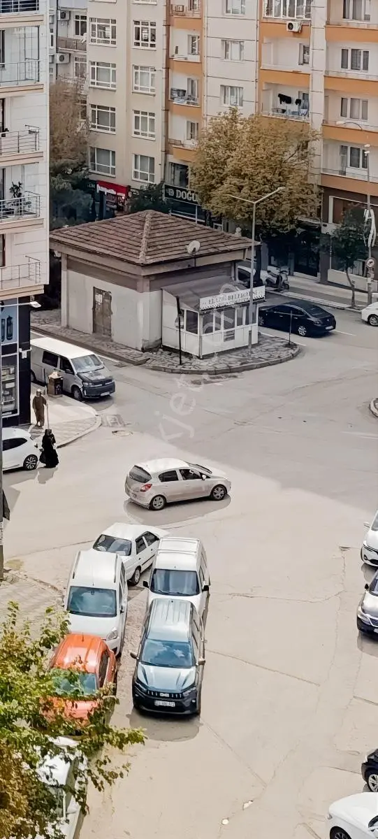 Ema 'dan İzzetpaşada, Merkezin Merkezinde, Ferah, Uygun, 2+0 — fotoğraf 12