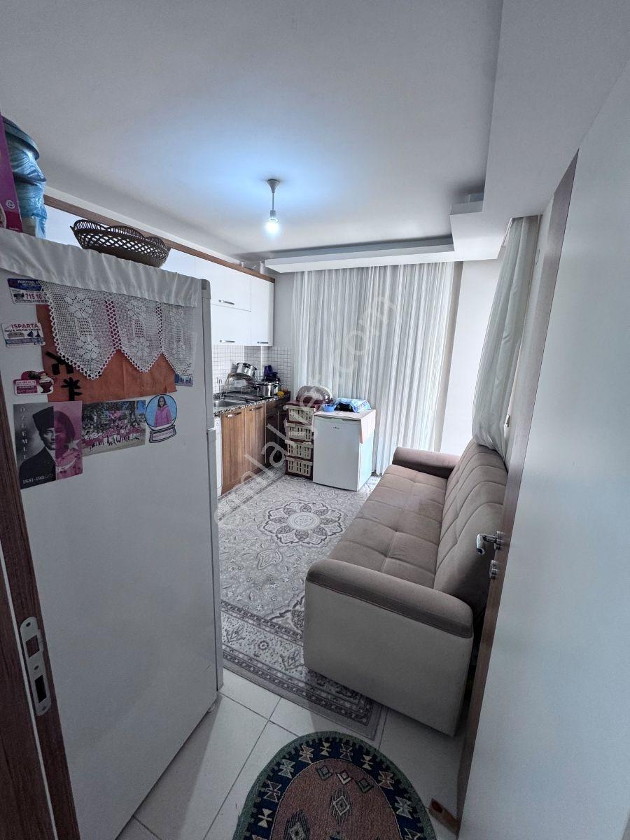 Kadriye Merkezde 3+1 Geniş Ara Katta Satılık Daire — fotoğraf 3