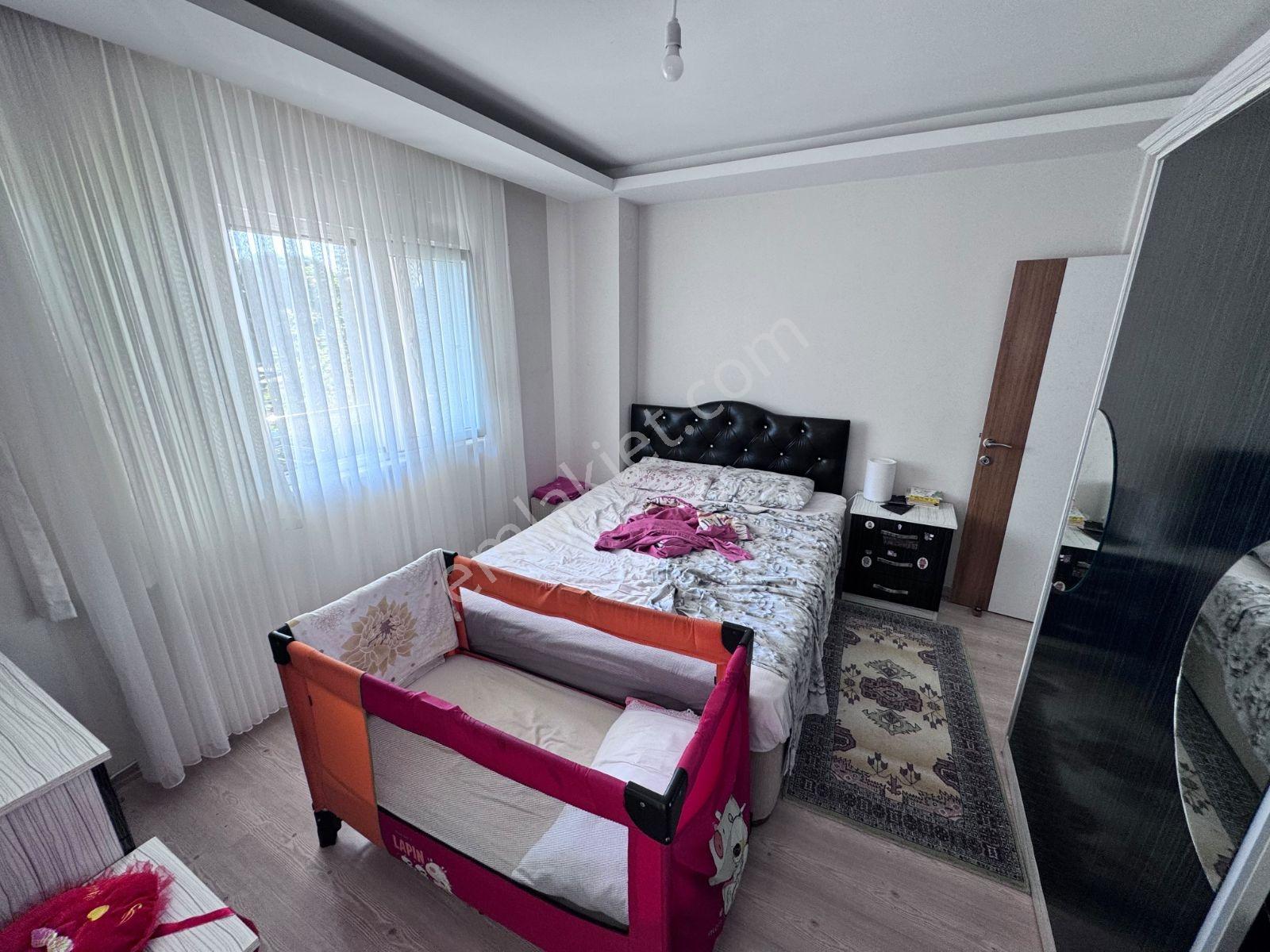 Kadriye Merkezde 3+1 Geniş Ara Katta Satılık Daire — fotoğraf 7