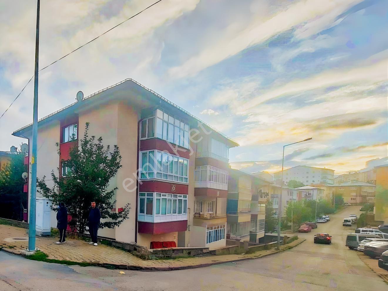 Karahan Emlak'Tan Diriliş'Te Satılık 120 M² . 3+1 Kelepir Daire