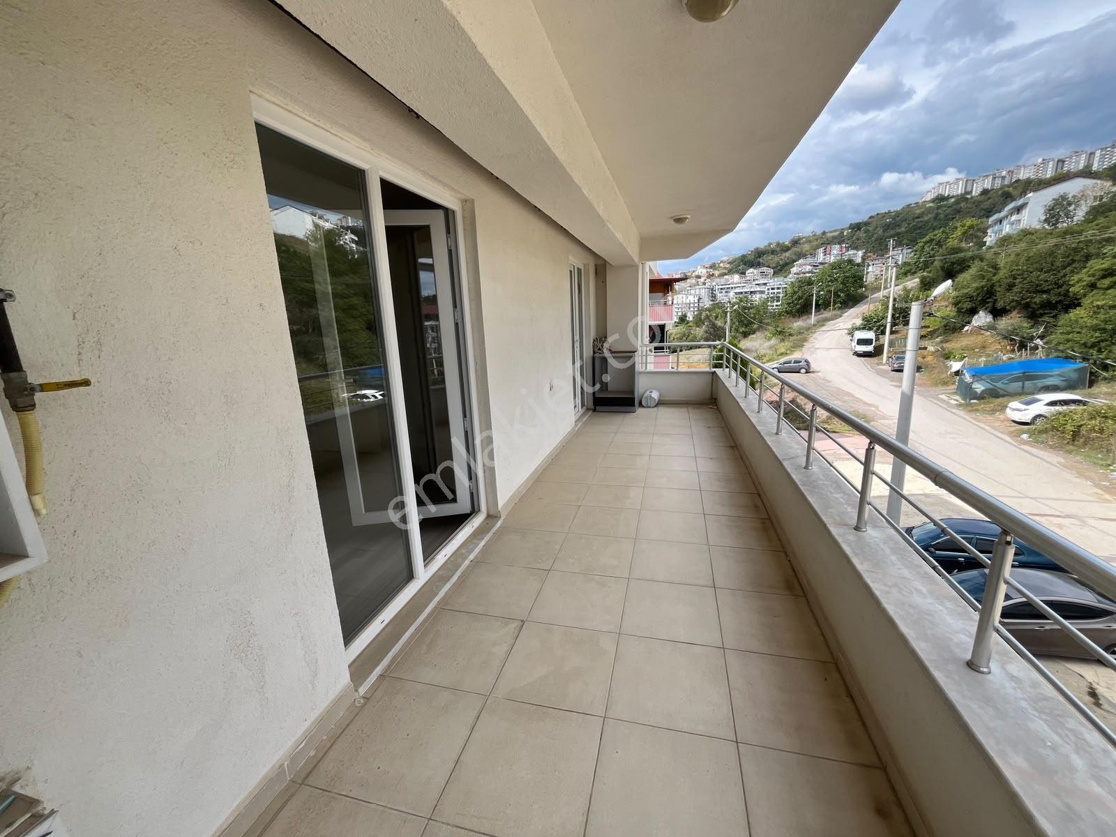 Gündoğduda 2 Büyük Teraslı Satılık 2+1 Çatı Dubleks Daire — fotoğraf 10