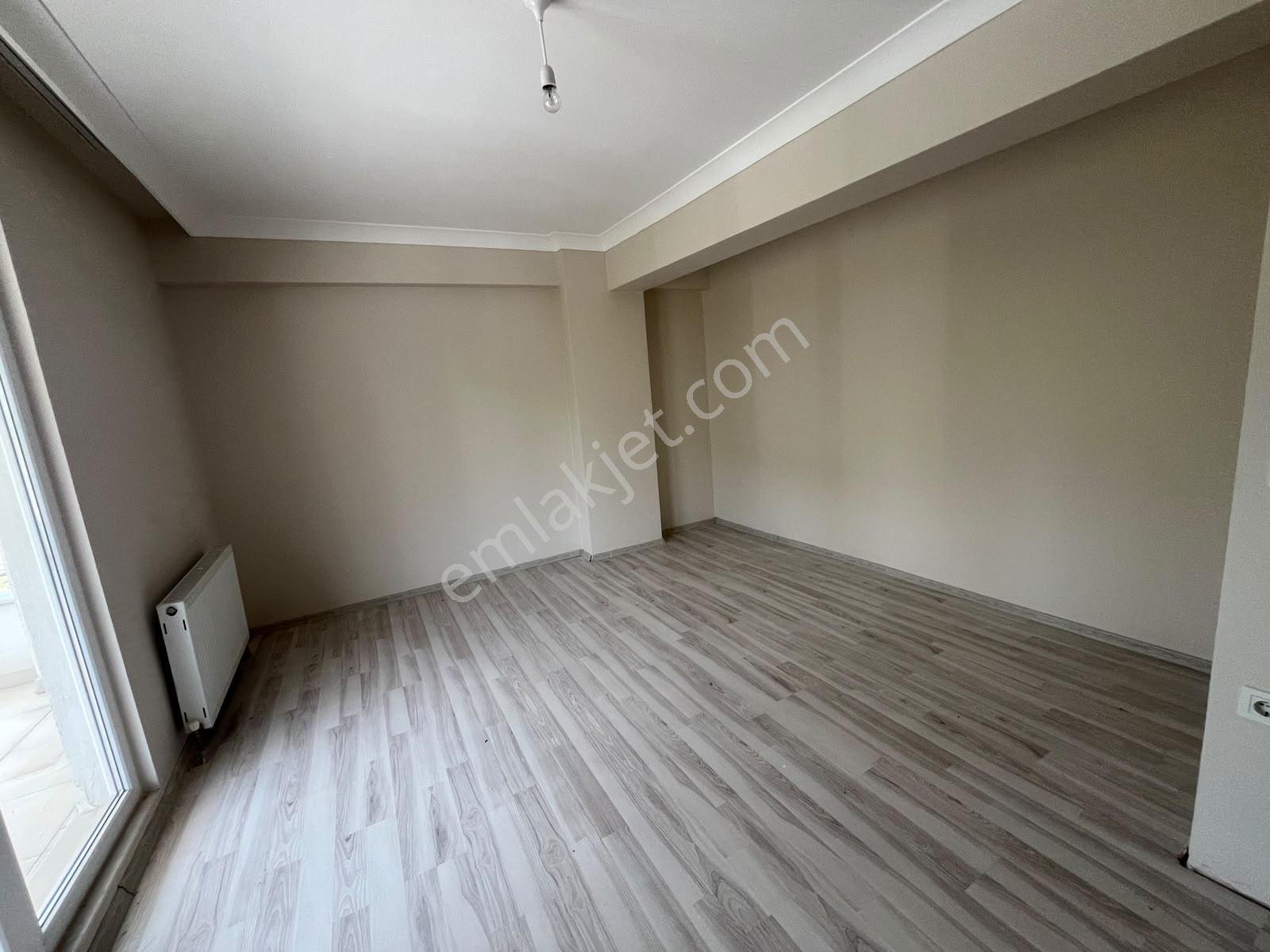 Gündoğduda 2 Büyük Teraslı Satılık 2+1 Çatı Dubleks Daire — fotoğraf 12