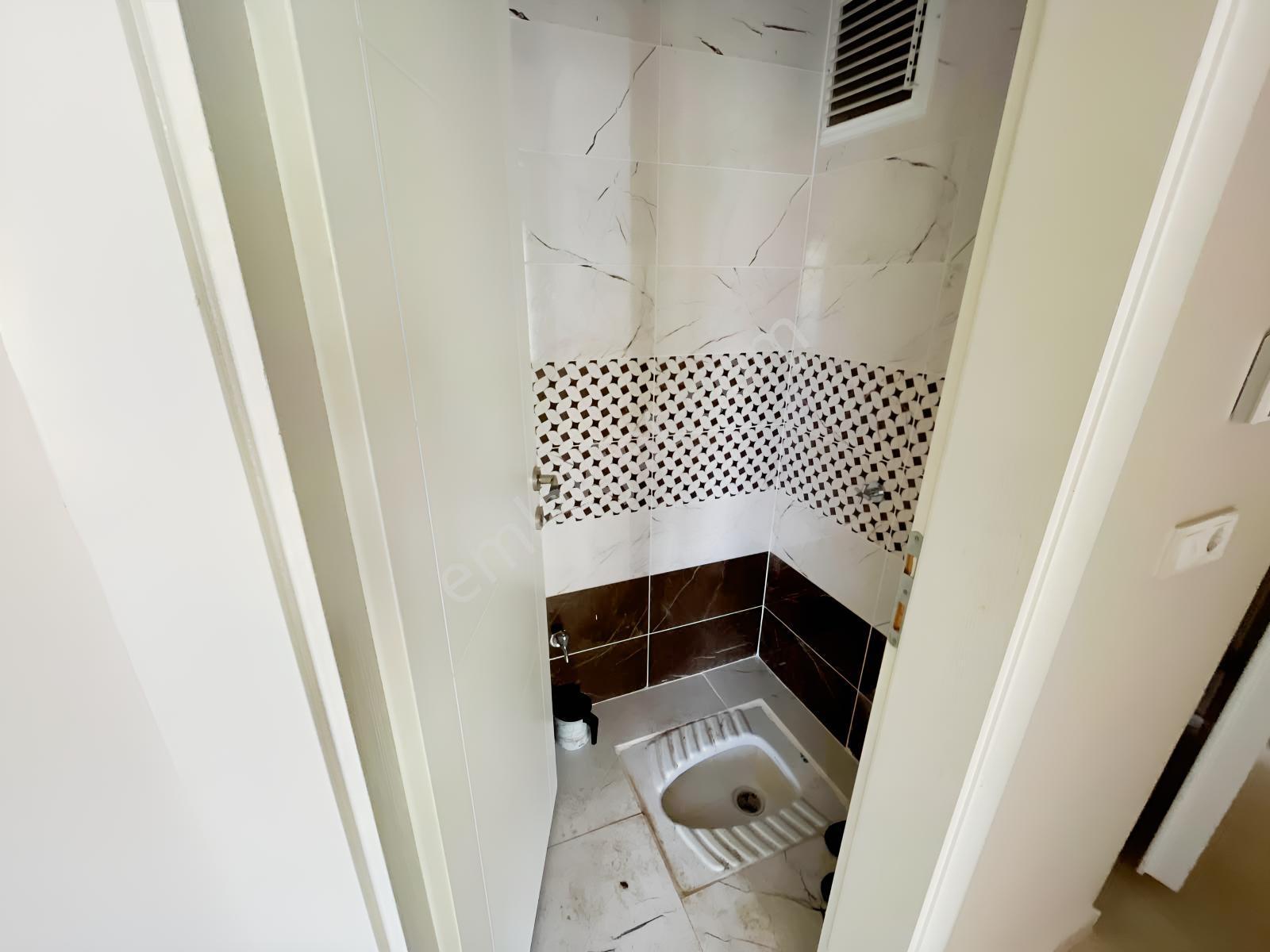 Gündoğduda 2 Büyük Teraslı Satılık 2+1 Çatı Dubleks Daire — fotoğraf 15