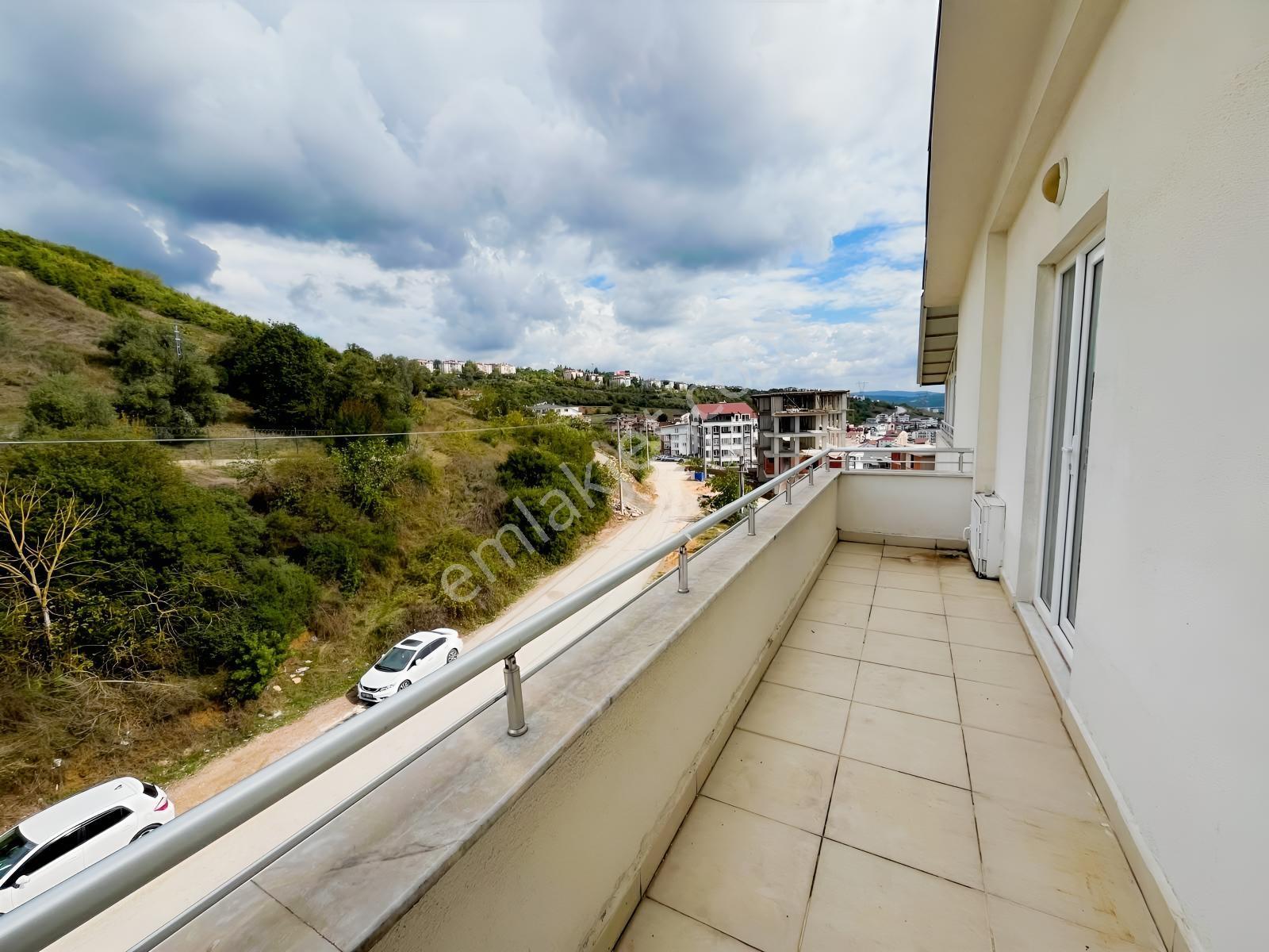 Gündoğduda 2 Büyük Teraslı Satılık 2+1 Çatı Dubleks Daire — fotoğraf 23