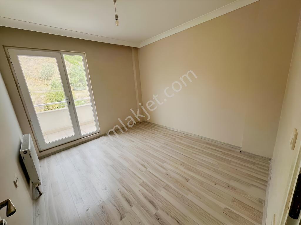 Gündoğduda 2 Büyük Teraslı Satılık 2+1 Çatı Dubleks Daire — fotoğraf 26