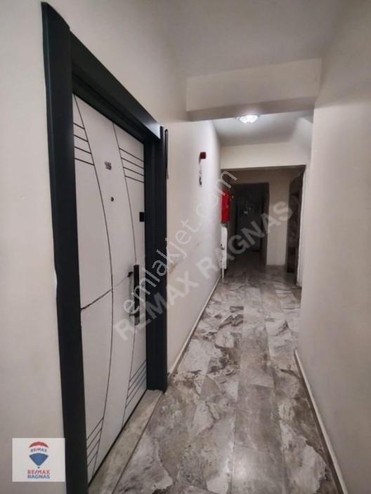 Çekmeköy Merkez Nexonya Köyiçi Evlerinde 3+1 Satılık Daire — fotoğraf 2