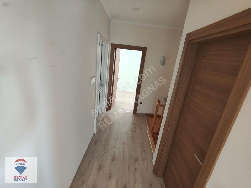 Çekmeköy Merkez Nexonya Köyiçi Evlerinde 3+1 Satılık Daire — fotoğraf 14